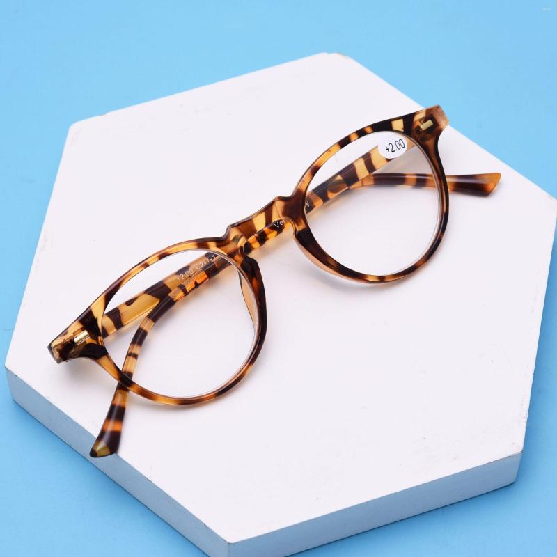 Sunglasses Leopard Retro Hyperopia Glasses Unisex Round For Reador Presbyopic Gafas Lunettes De Lecture 1.0 1.5 2.0
Sunglasses Leopard Retro Hyperopia Glasses Unisex Round For Reador Presbyopic Gafas Lunettes De Lecture 1.0 1.5 2.0