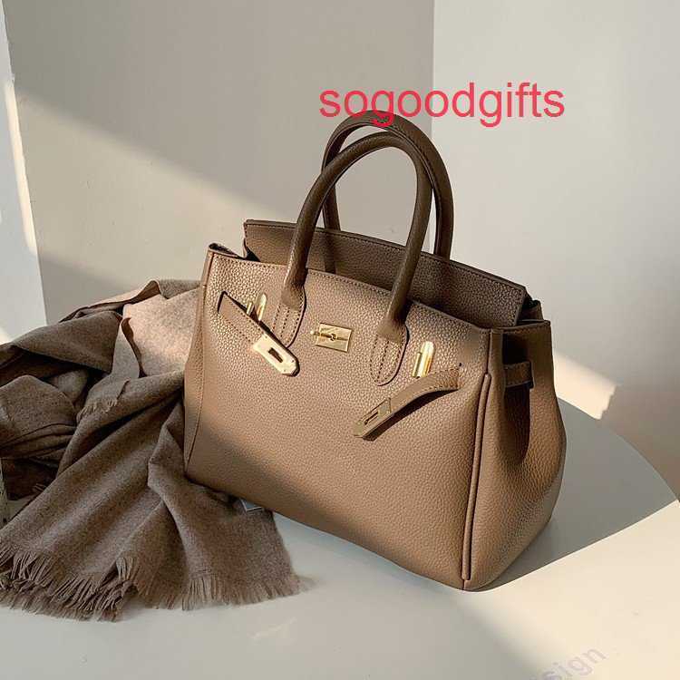 Designer Bags Herme Luxury Genuine Leather Women's Single Shoulder Handbags 2022 autumn and winter new women's bag litchi pattern single sho, White
Designer Bags Herme Luxury Genuine Leather Women's Single Shoulder Handbags 2022 autumn and winter new women's bag litchi pattern single sho, White