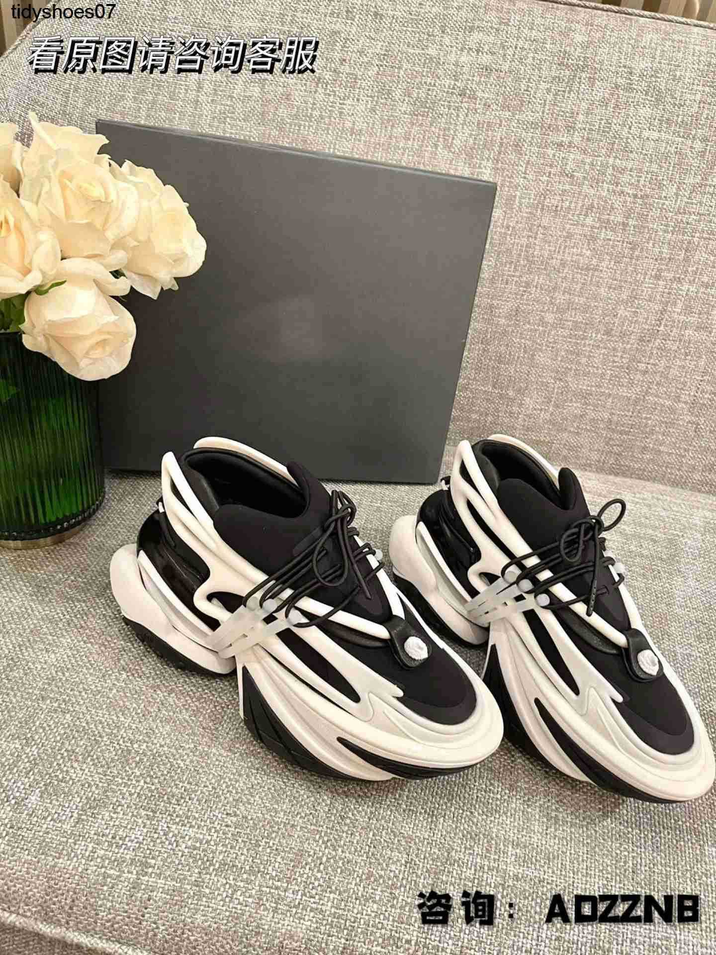 Balmas Bullet shoe It sells well in America Spaceship Space Submarine Shoes Daddy Shoes 2022 Summer New Shock Absorbing Couple Running, Black and white
Balmas Bullet shoe It sells well in America Spaceship Space Submarine Shoes Daddy Shoes 2022 Summer New Shock Absorbing Couple Running, Black and white