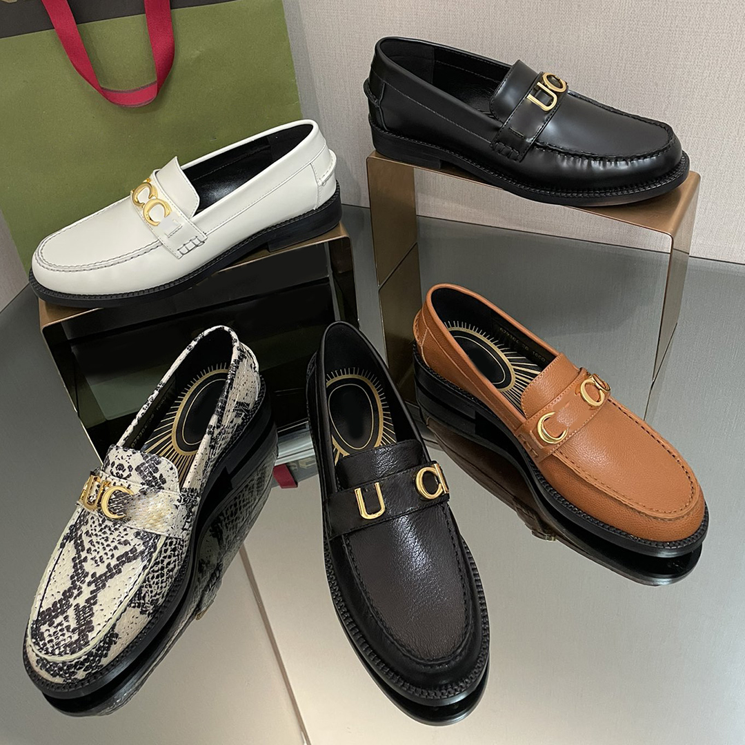 latest unisex womens dress shoes luxury designer classic fashion Letter clasp buckle men Loafers 100% cowhide Snakeskin office flat heel loafer shoe with box, White2
latest unisex womens dress shoes luxury designer classic fashion Letter clasp buckle men Loafers 100% cowhide Snakeskin office flat heel loafer shoe with box, White2