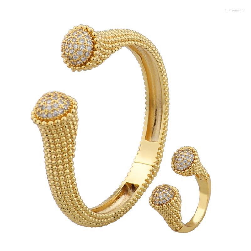 Necklace Earrings Set & Luxury Fashion Classic Copper Zircon Sunflower Shape Bracelet Ring Jewelry European Dubai Wedding Party Women's, Picture shown
Necklace Earrings Set & Luxury Fashion Classic Copper Zircon Sunflower Shape Bracelet Ring Jewelry European Dubai Wedding Party Women's, Picture shown