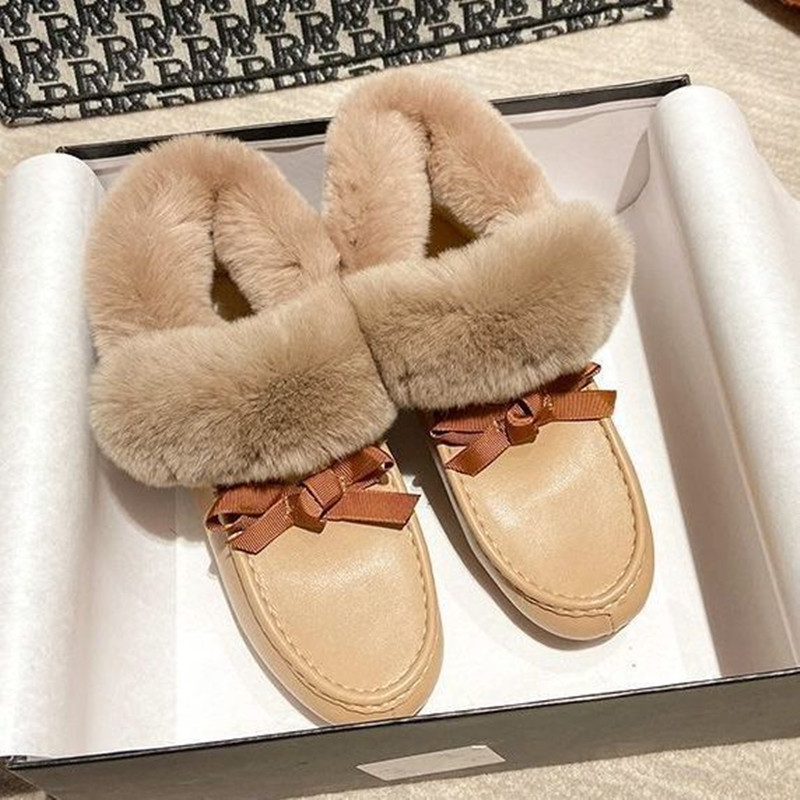 Leather Boots For Women In Winter Increased Thick Sole Plus Velvet Non-Slip Outdoor Warm Plush Shoes, Khaki
Leather Boots For Women In Winter Increased Thick Sole Plus Velvet Non-Slip Outdoor Warm Plush Shoes, Khaki