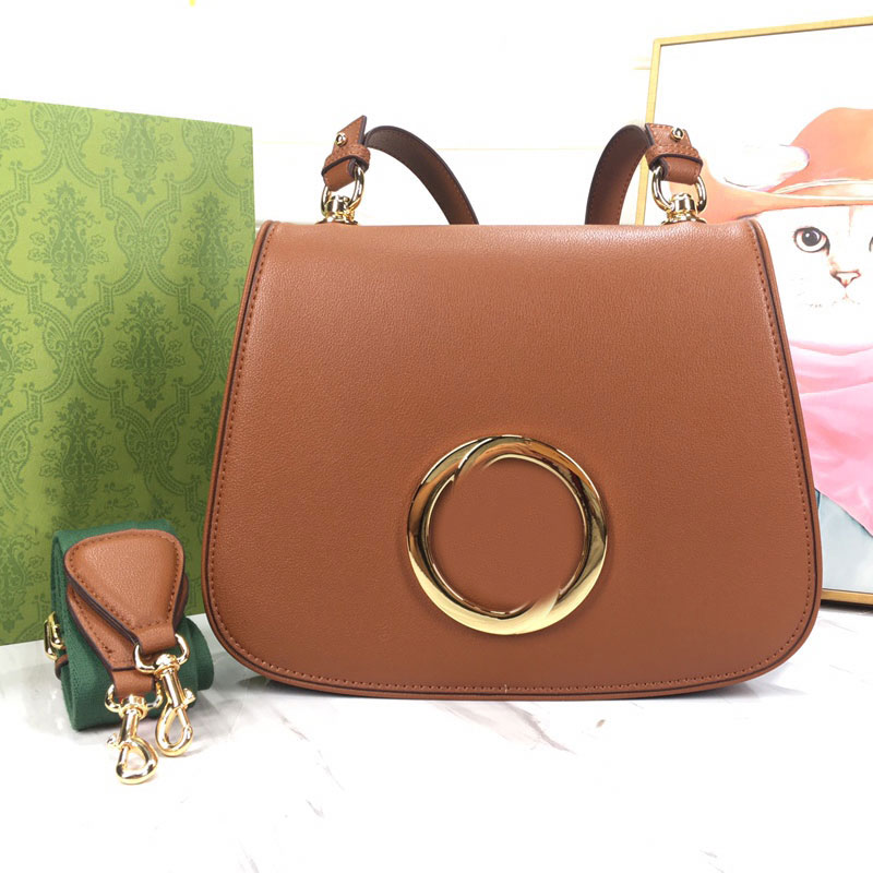 Shoulder Bag Genuine Leather Handbag Purse Round Interlocking Letter Crossbody Bags Adjustable Removable Double Strap New Style Two Layer Pocket
Shoulder Bag Genuine Leather Handbag Purse Round Interlocking Letter Crossbody Bags Adjustable Removable Double Strap New Style Two Layer Pocket