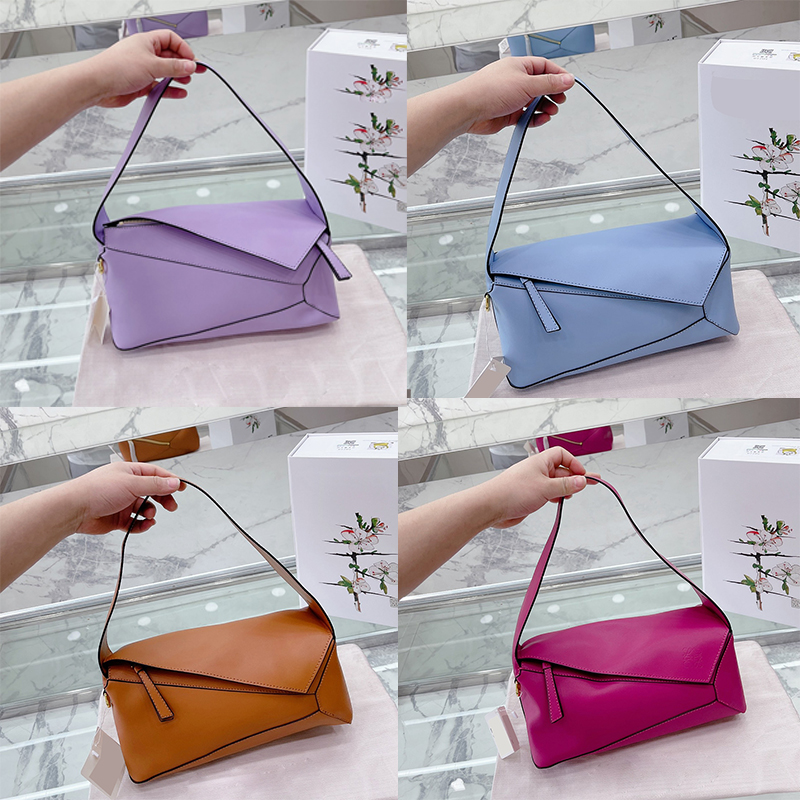 Axillary package tote half moon Flap fashion genuine leather 8 color purple sky blue handbag luxury mini handbags designer bag 2022 now puzzle hobo bags A510J67X01, Lemon yellow
Axillary package tote half moon Flap fashion genuine leather 8 color purple sky blue handbag luxury mini handbags designer bag 2022 now puzzle hobo bags A510J67X01, Lemon yellow