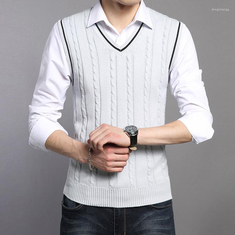 Men' Vests 2022 Men' Sweater Youth Pure Cotton V-neck Knit Vest Slim Fit Sleeveless Pullover Color Jacquard, Black
Men' Vests 2022 Men' Sweater Youth Pure Cotton V-neck Knit Vest Slim Fit Sleeveless Pullover Color Jacquard, Black