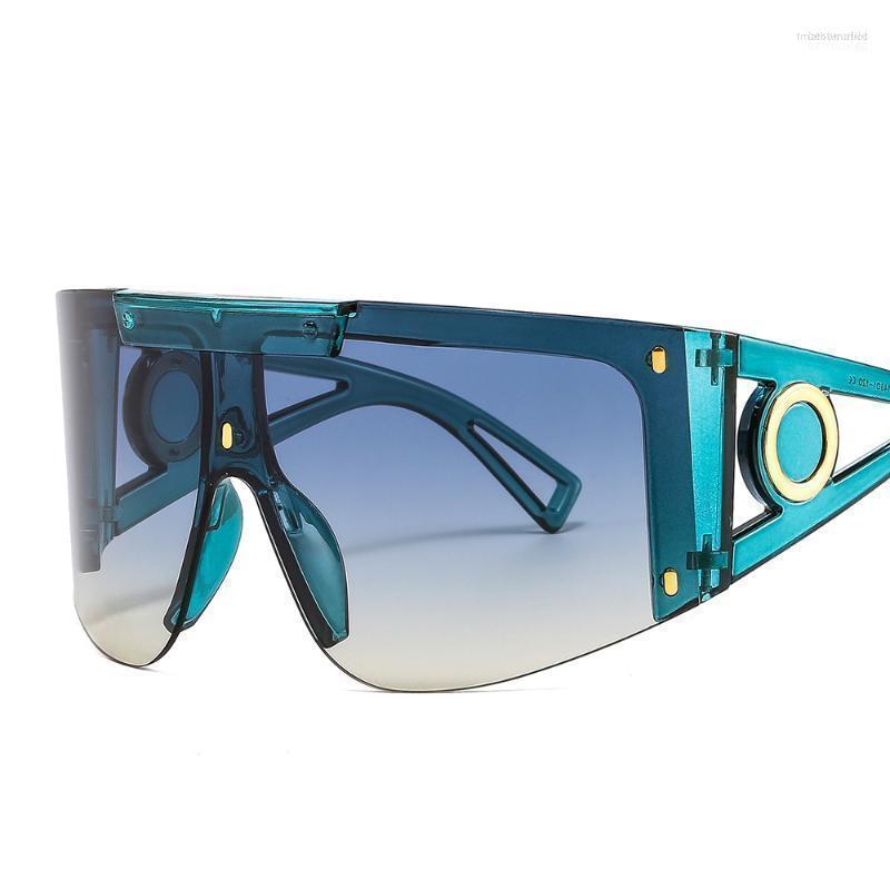 Sunglasses Big Frame Personalized Mask Style Women Fashion Trend Outdoor Driving Windproof Dustproof Sun Glasses Unisex GoggleSunglasses
Sunglasses Big Frame Personalized Mask Style Women Fashion Trend Outdoor Driving Windproof Dustproof Sun Glasses Unisex GoggleSunglasses