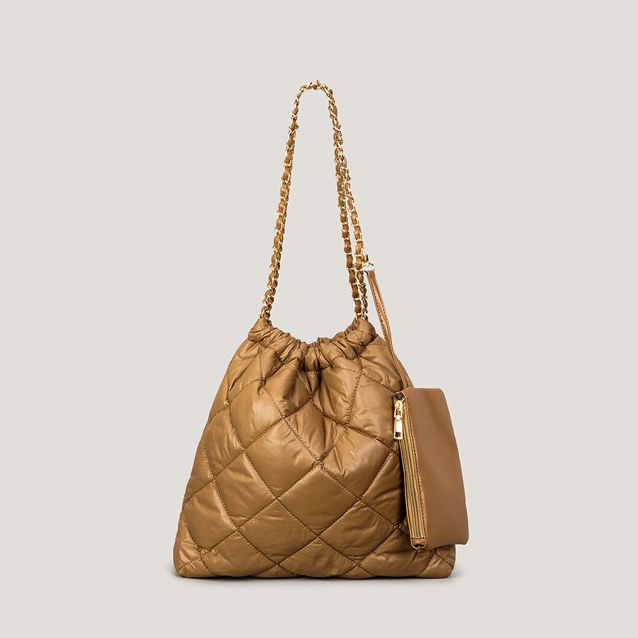 Casual Quilted Padded Large Capacity Tote Bag Designer Lingge Chains Women Shoulder Bags Soft Down Cotton Puffy Bag 2 Bags Set 2022
Casual Quilted Padded Large Capacity Tote Bag Designer Lingge Chains Women Shoulder Bags Soft Down Cotton Puffy Bag 2 Bags Set 2022
