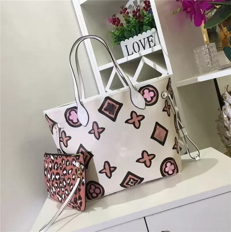 Trendy style designer bags Polyester Black handbagsluxury handbag shoulder bagluxurysdesigner bag large capacity real leather bags N41361 lyt, 31*28*14cm
Trendy style designer bags Polyester Black handbagsluxury handbag shoulder bagluxurysdesigner bag large capacity real leather bags N41361 lyt, 31*28*14cm