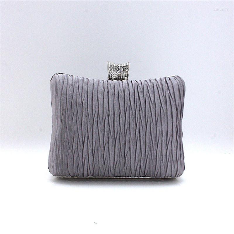 Evening Bags 2022 Weave Bag Woman Silk Elegant Day Clutch Ladies Dinner Mini Handbag Socialite Wedding Party Hand Bolso WY74, Picture shown
Evening Bags 2022 Weave Bag Woman Silk Elegant Day Clutch Ladies Dinner Mini Handbag Socialite Wedding Party Hand Bolso WY74, Picture shown