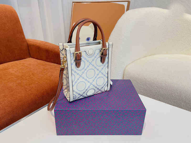 Designer Burchs Handbags Torys Tote bag TB Luxuries women crossbody Shoulder bags purses 3 Style Round White Genuine Leather Female 220411
Designer Burchs Handbags Torys Tote bag TB Luxuries women crossbody Shoulder bags purses 3 Style Round White Genuine Leather Female 220411