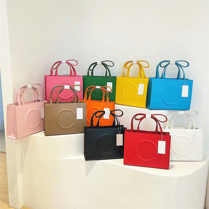 Luxurys Designers Bags Cross Body Clutch Hobo Shoulder bag Totes handbag Genuine Leather Shopping fashion Women's men famous pochette strap weekend basket quality, Orange 
Luxurys Designers Bags Cross Body Clutch Hobo Shoulder bag Totes handbag Genuine Leather Shopping fashion Women's men famous pochette strap weekend basket quality, Orange