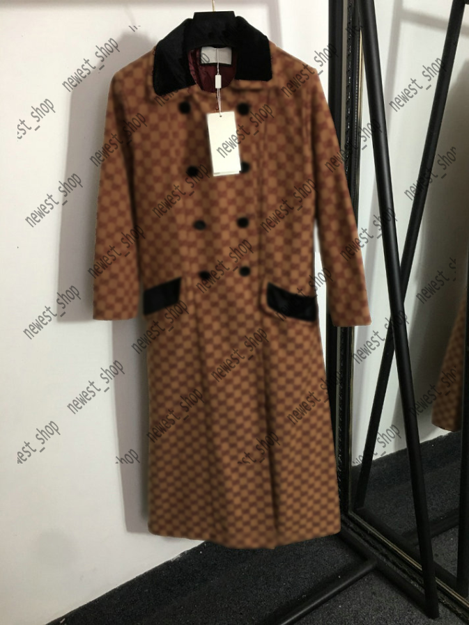 Autumn womens trench coats designer luxury Women Windbreaker body Double letter print jacket Doubles breasted lapel Coat lady Casual Long Trenchs Coat, Coffee
Autumn womens trench coats designer luxury Women Windbreaker body Double letter print jacket Doubles breasted lapel Coat lady Casual Long Trenchs Coat, Coffee