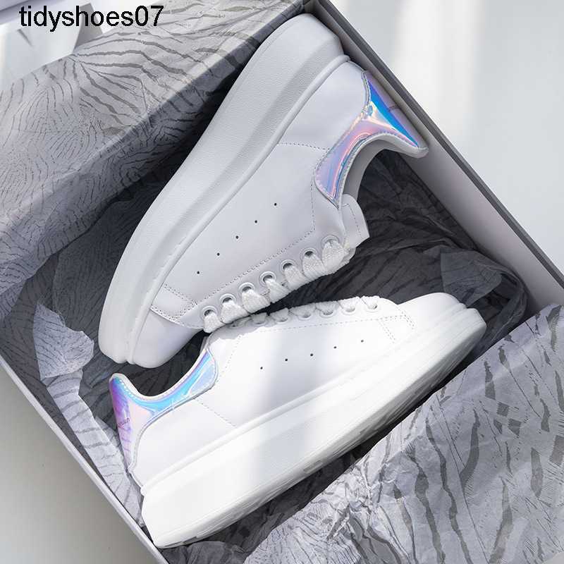 2022 New McQueens Small White Shoes Women's leather inside high thick soled shoes Versatile women's shoes M lace ins Mcqueens
2022 New McQueens Small White Shoes Women's leather inside high thick soled shoes Versatile women's shoes M lace ins Mcqueens