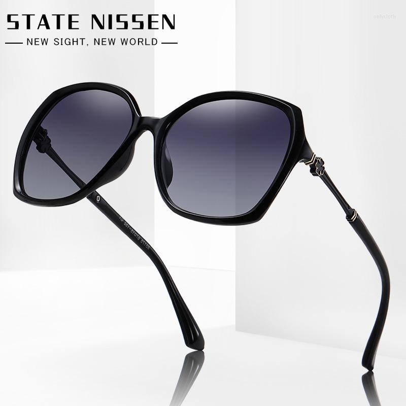 Sunglasses 2022 Polarized Female Fashion Big Box Four-leaf Clover Metal Decorative Outdoor Sun Glasses Oversized
Sunglasses 2022 Polarized Female Fashion Big Box Four-leaf Clover Metal Decorative Outdoor Sun Glasses Oversized