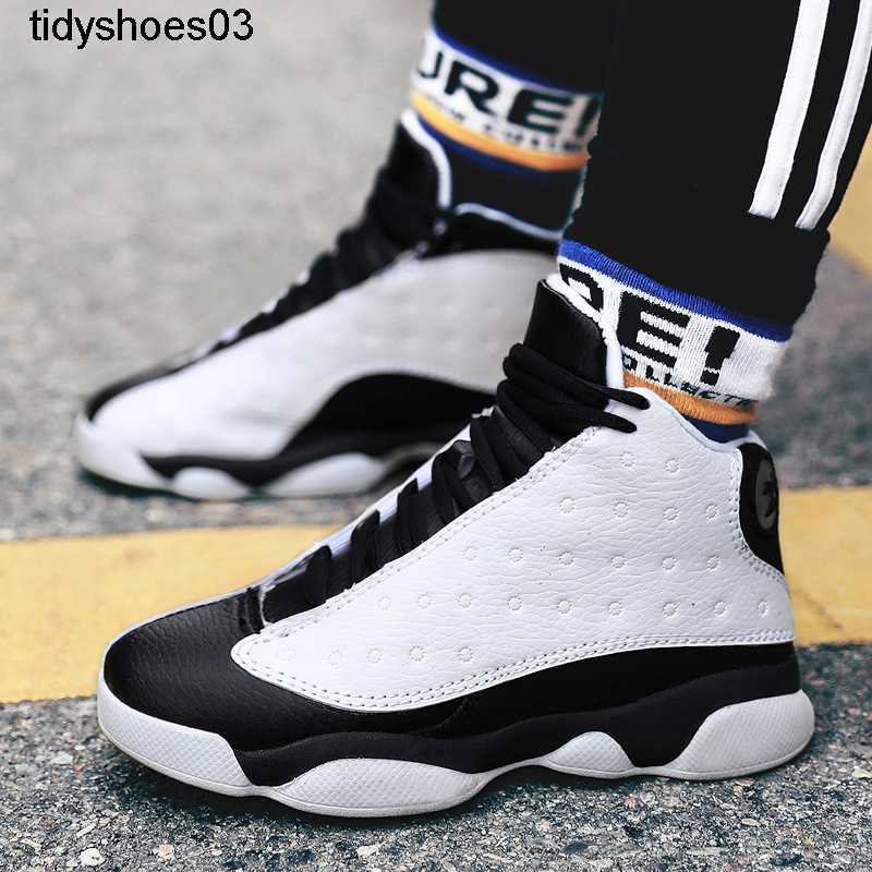 Brave Blue Gym Red Flint Hyper Super Royal 13s Royal shoes 13 children's leather upper boys' sports high top board shoes, Black and white
Brave Blue Gym Red Flint Hyper Super Royal 13s Royal shoes 13 children's leather upper boys' sports high top board shoes, Black and white