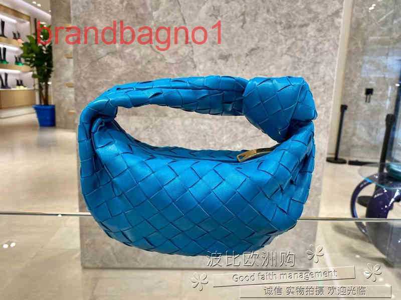 Designer Handbags Bottegav Venetas Authentic Baodiejia Classic Jodie Woven Knotting Ox Horn One Shou Designers Bag Crossbody with the logo, Figure 6
Designer Handbags Bottegav Venetas Authentic Baodiejia Classic Jodie Woven Knotting Ox Horn One Shou Designers Bag Crossbody with the logo, Figure 6