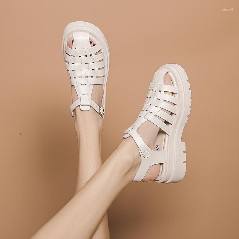 Sandals 2022 Summer All-match Thick-soled Platform Shoes Student Baotou One-word Buckle Belt Hollow Solid Color Women, Beige
Sandals 2022 Summer All-match Thick-soled Platform Shoes Student Baotou One-word Buckle Belt Hollow Solid Color Women, Beige