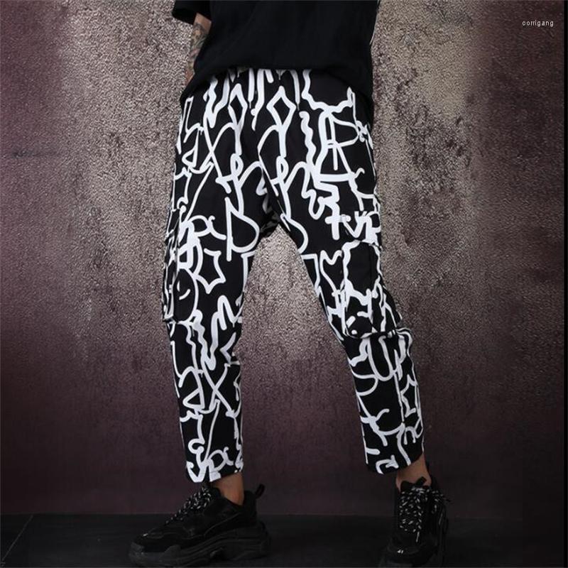 Men's Pants Mens Loose Stage Personality Printing Pant Men Geometric Lines Trousers Singer Fashion Pantalon Street Star Style B600, Multi
Men's Pants Mens Loose Stage Personality Printing Pant Men Geometric Lines Trousers Singer Fashion Pantalon Street Star Style B600, Multi
