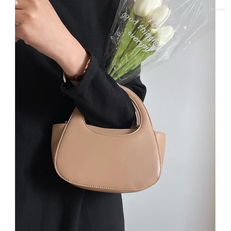 Evening Bags Women's 2022 Spring Designer Handbags High Quality Niche High-end Half-round Crescent Tote Bag Versatile Fashionable Purses, Brown
Evening Bags Women's 2022 Spring Designer Handbags High Quality Niche High-end Half-round Crescent Tote Bag Versatile Fashionable Purses, Brown