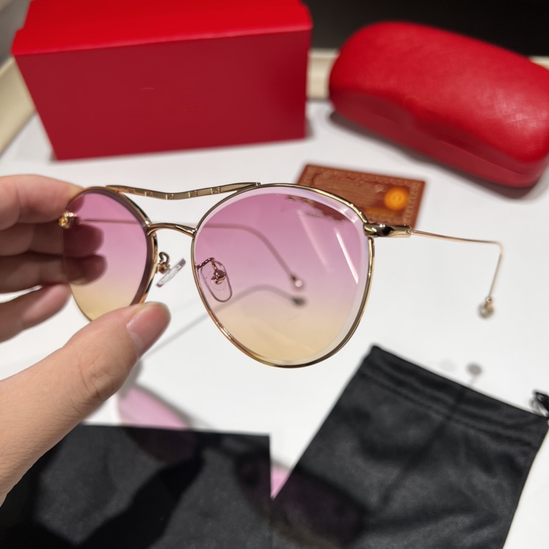 Designer Sunglasses Classic Brand Men Women Eyewear Outdoor Shades PC Frame Fashion Lady UV400 Sun glasses Mirrors 4588
Designer Sunglasses Classic Brand Men Women Eyewear Outdoor Shades PC Frame Fashion Lady UV400 Sun glasses Mirrors 4588