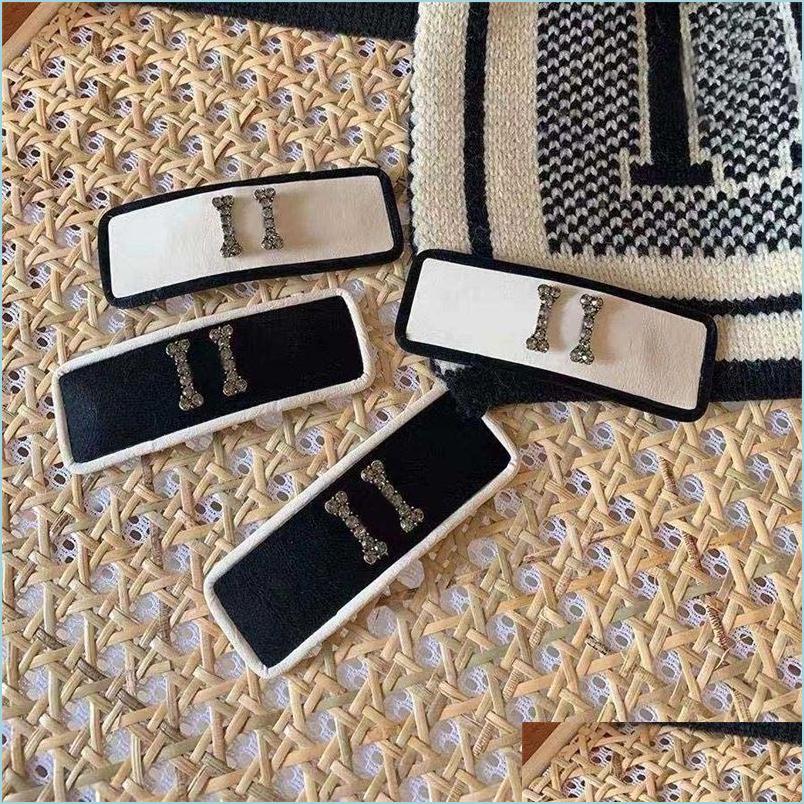 Hair Clips Barrettes Diamond Hair Clips Letter Designer Hairpins For Women Girl Fashion Accessories High Quality Drop Delivery 2021 J Dhtaz
Hair Clips Barrettes Diamond Hair Clips Letter Designer Hairpins For Women Girl Fashion Accessories High Quality Drop Delivery 2021 J Dhtaz