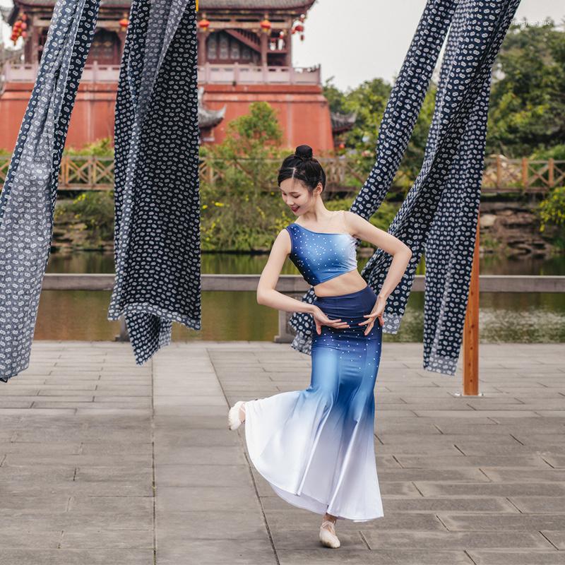Ethnic Clothing Dai Dance Performance Dress Female Xishuangbanna Practice Fishtail Skirt Minority Peacock Adult
Ethnic Clothing Dai Dance Performance Dress Female Xishuangbanna Practice Fishtail Skirt Minority Peacock Adult