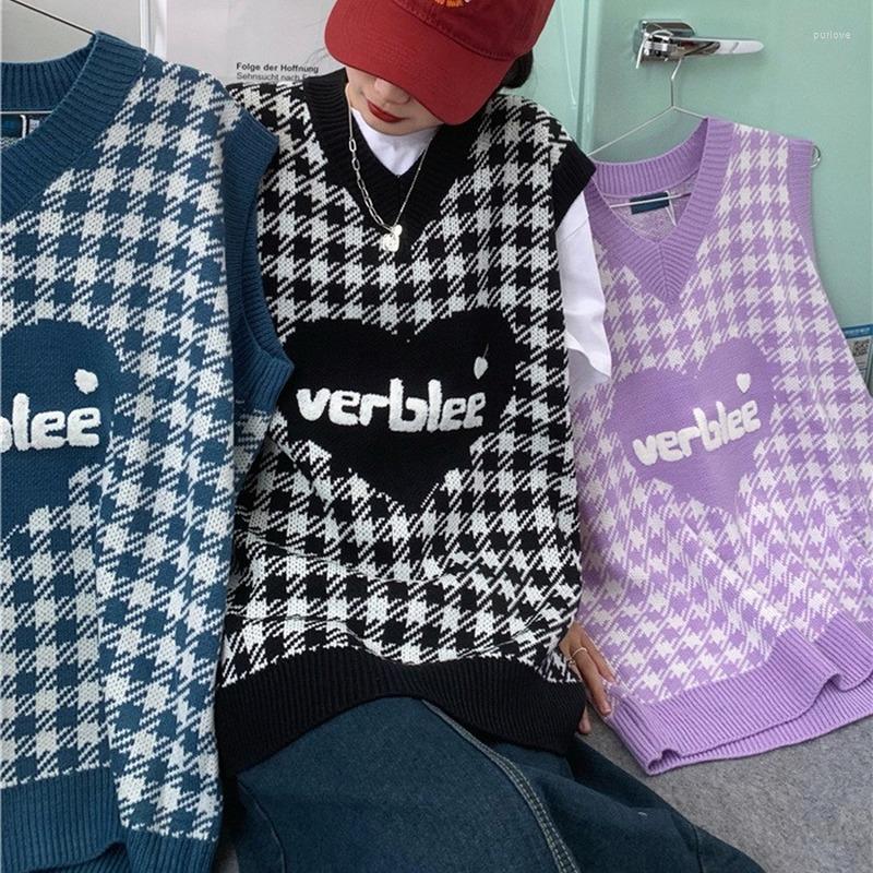 Women' Vests Korean Vintage Houndstooth Jacquard Sweater Vest Harajuku Goth Casual Pullover Autumn V-neck Sleeveless Y2k Knitwear Tops, Black
Women' Vests Korean Vintage Houndstooth Jacquard Sweater Vest Harajuku Goth Casual Pullover Autumn V-neck Sleeveless Y2k Knitwear Tops, Black
