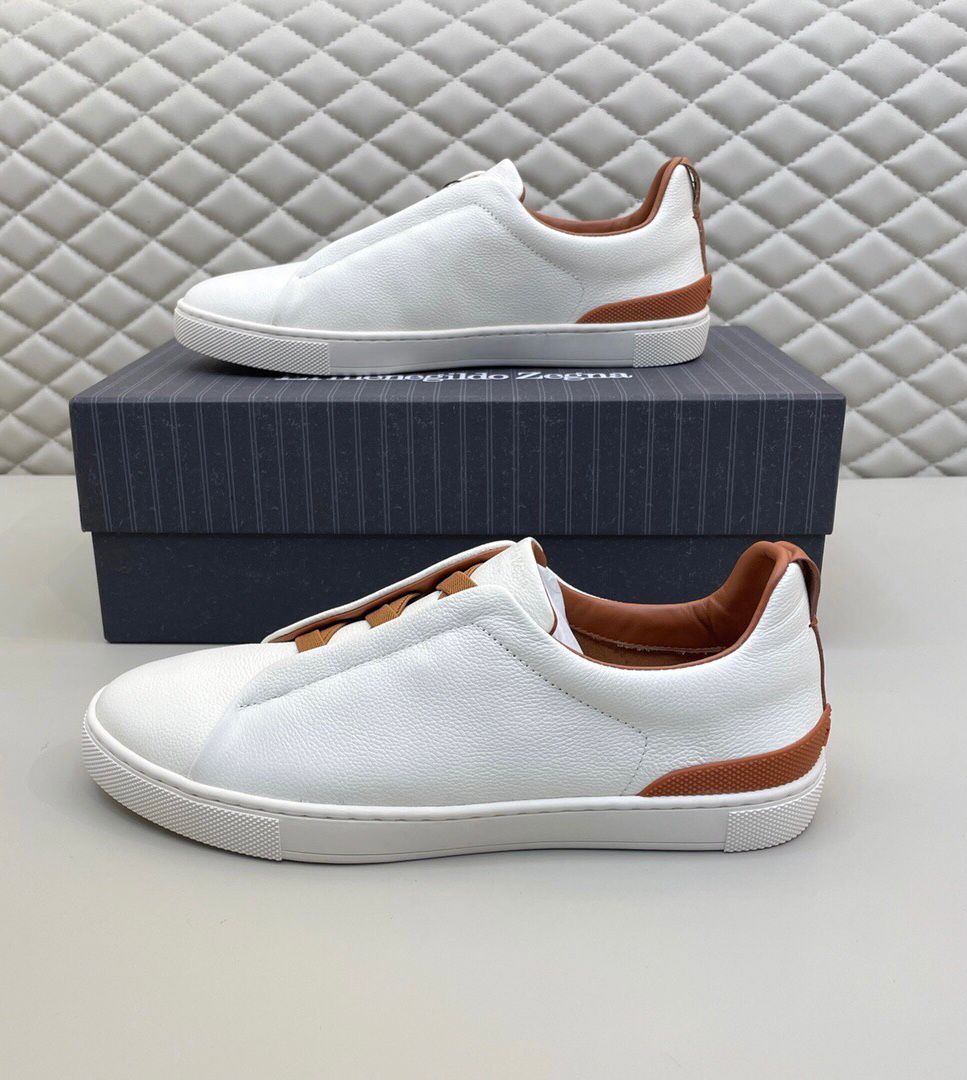 Famous Brands Men Triple Stitch Sport Shoes Triple-crossed Elastics Rubber Sole Sneakers Man Runner Lightweight & flexible Casual Walking EU38-45, 10
Famous Brands Men Triple Stitch Sport Shoes Triple-crossed Elastics Rubber Sole Sneakers Man Runner Lightweight & flexible Casual Walking EU38-45, 10