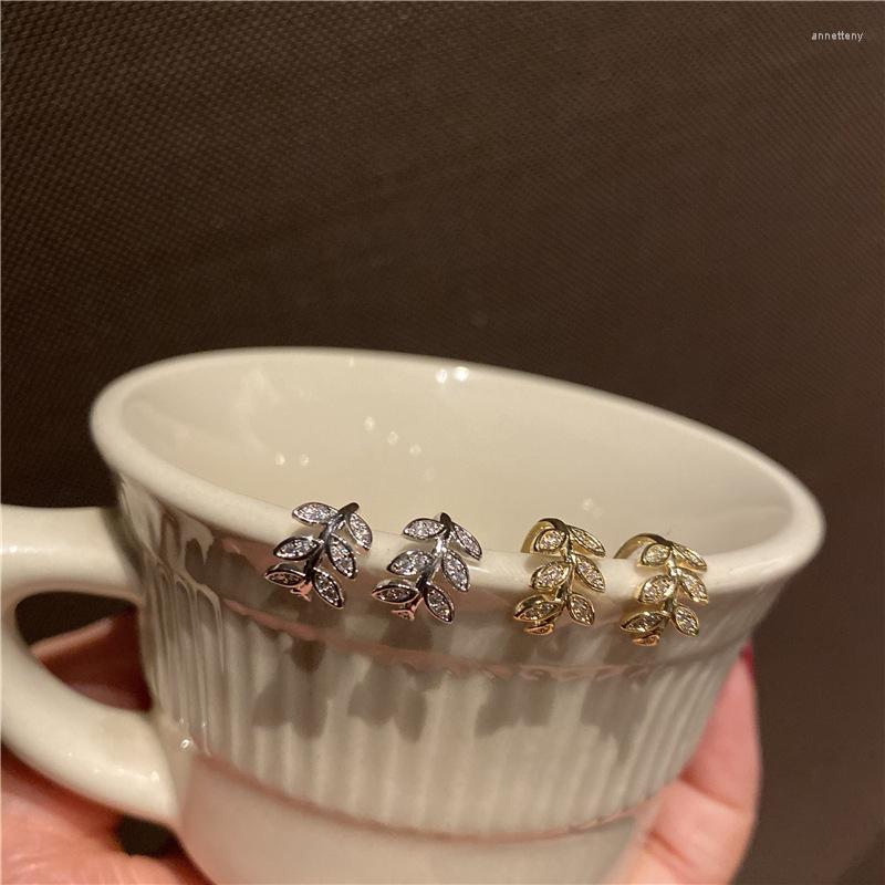 Backs Earrings Fashion Brand Delicate Jewelry 14K Gold Plated Leaves Clip For Women Zircon CZ Cuff
Backs Earrings Fashion Brand Delicate Jewelry 14K Gold Plated Leaves Clip For Women Zircon CZ Cuff