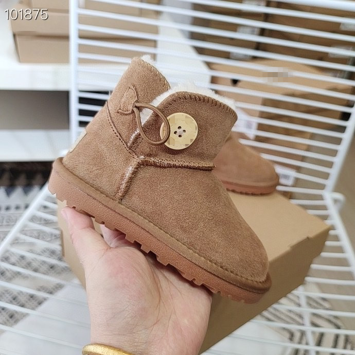 Warm Boots Button Keep Children's snow boots leather non slip parent-child cotton walking baby shoes Classic Aus 3352 Mini Women wgg Antelope brown Twilight powder, Red
Warm Boots Button Keep Children's snow boots leather non slip parent-child cotton walking baby shoes Classic Aus 3352 Mini Women wgg Antelope brown Twilight powder, Red