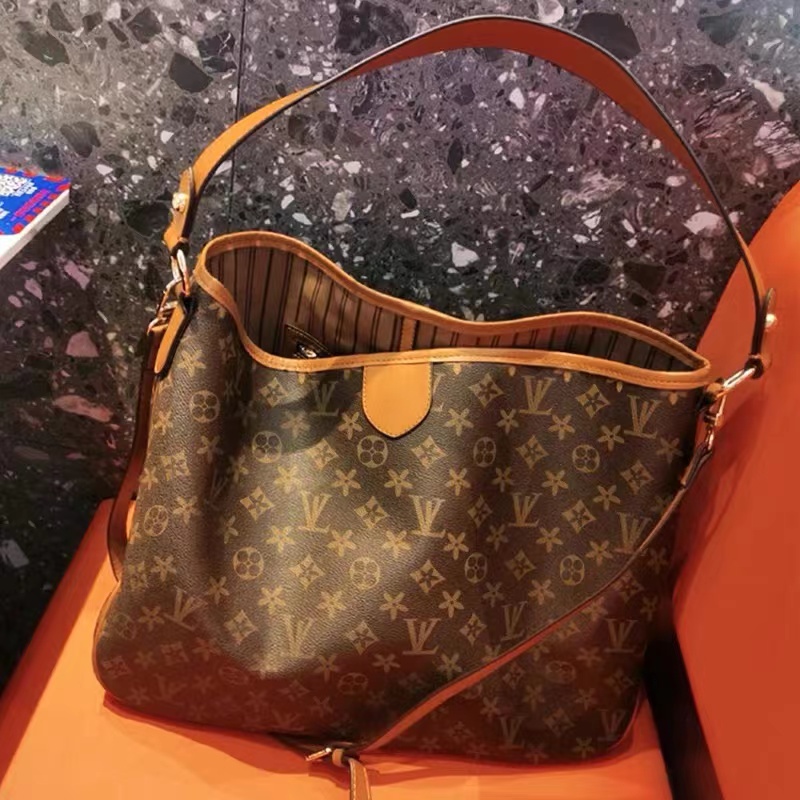 2022 Women Luxurys Designers Bags Crossbody High Quality Handbags Womens Purses Shoulder Shopping Totes Bag, Brown
2022 Women Luxurys Designers Bags Crossbody High Quality Handbags Womens Purses Shoulder Shopping Totes Bag, Brown