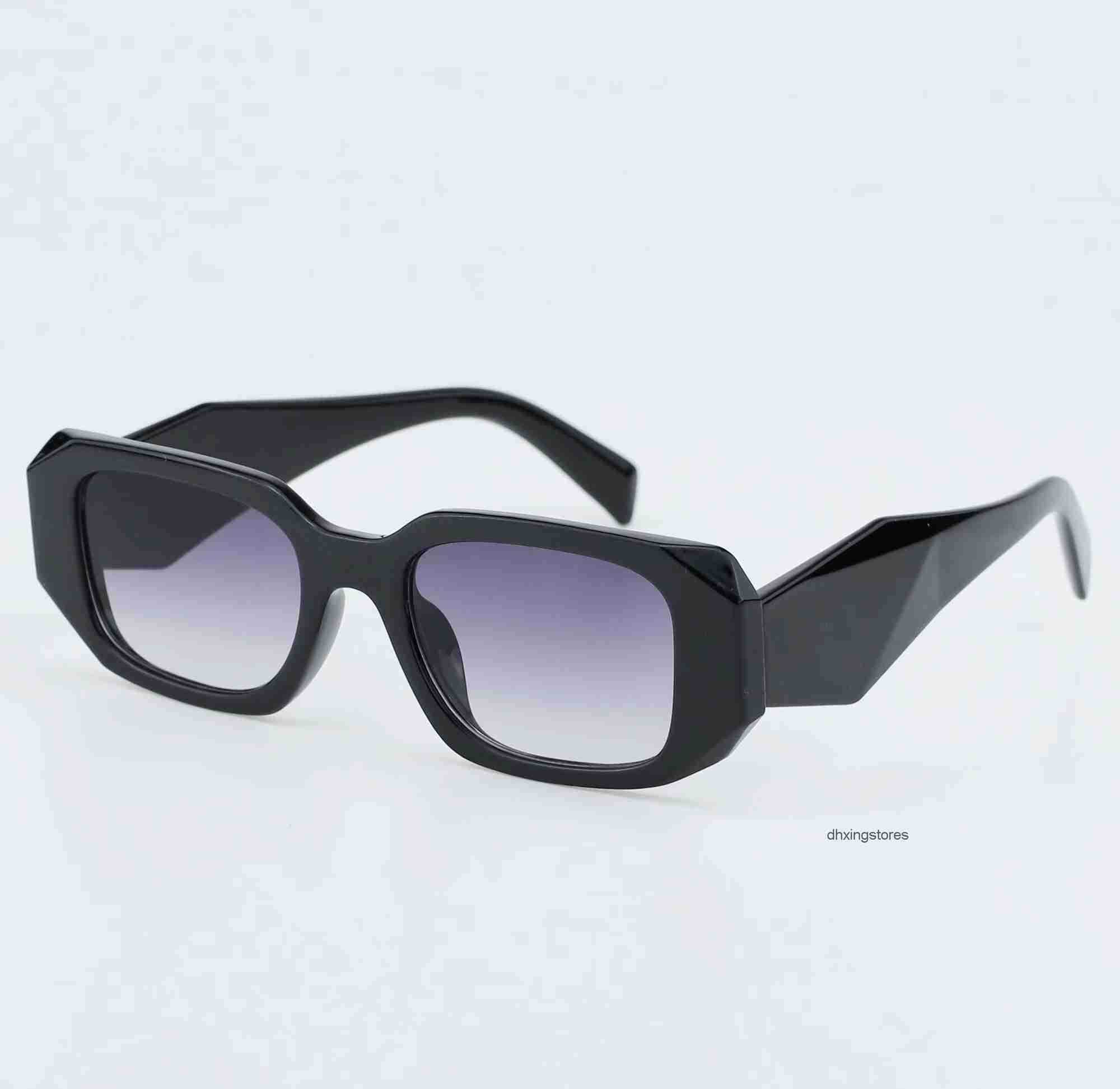 2022 Designer Sunglass Women Eyeglasses Outdoor Shades PC Frame Fashion Classic Lady Sun glasses Mirrors for Womens Luxury Sunglasses Goggle Beach
2022 Designer Sunglass Women Eyeglasses Outdoor Shades PC Frame Fashion Classic Lady Sun glasses Mirrors for Womens Luxury Sunglasses Goggle Beach