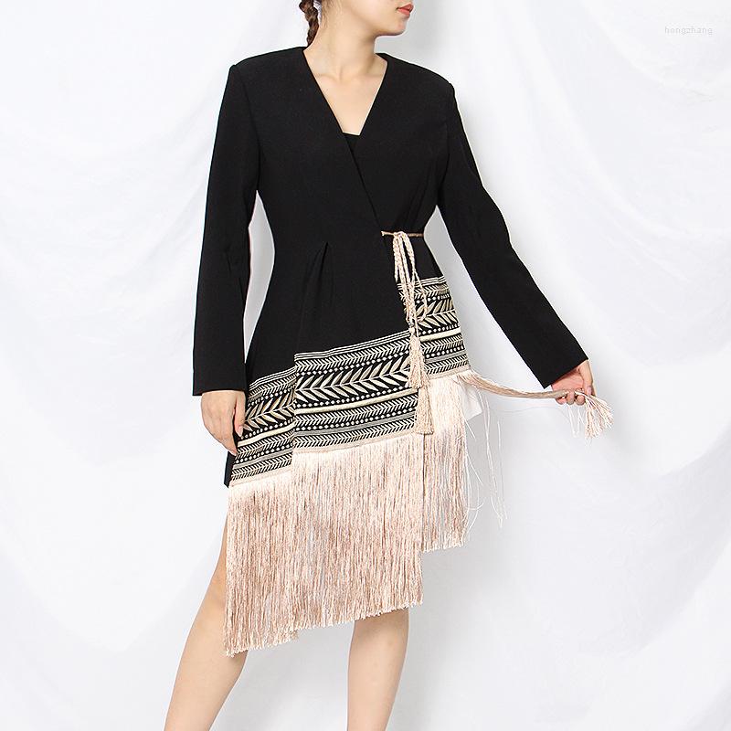 Women' Suits F-F 2022 Skirt Solid Color Long-Sleeved Loose Fashion Embroidery Jacquard Tether Hem Irregular Small Suit Women, Black
Women' Suits F-F 2022 Skirt Solid Color Long-Sleeved Loose Fashion Embroidery Jacquard Tether Hem Irregular Small Suit Women, Black