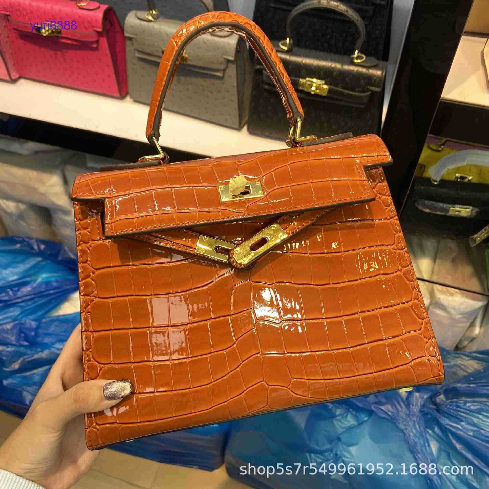 Designer Herme Kelys Bag Shoulder Bags price Crocodile pattern bag female candy color cowhide goose egg stone, Deep blue
Designer Herme Kelys Bag Shoulder Bags price Crocodile pattern bag female candy color cowhide goose egg stone, Deep blue