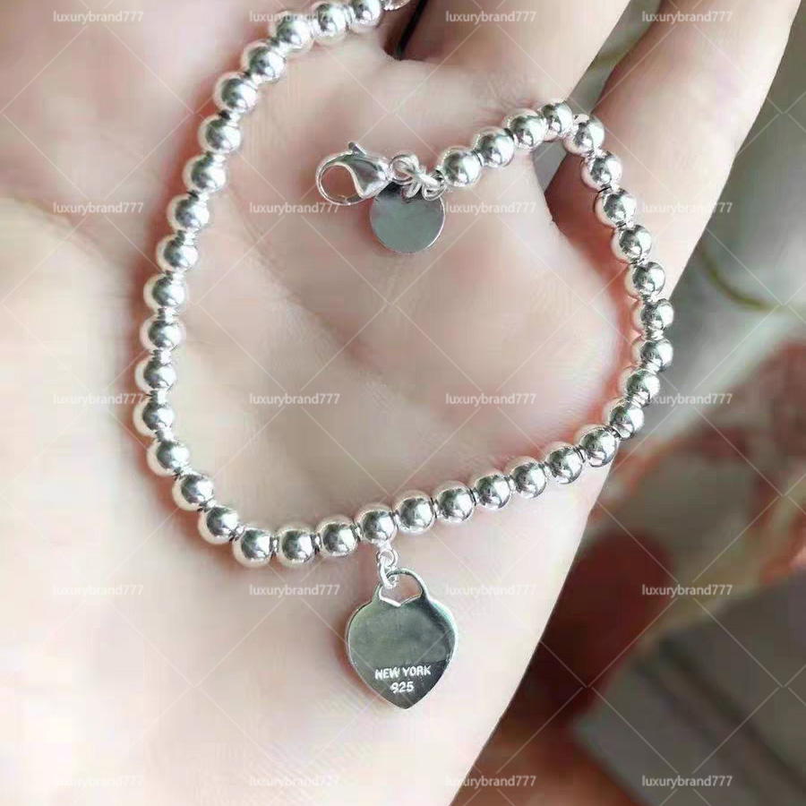 Luxury Designer Bracelets Love Bracelet 925 Silver Charm Pendant Bracelet Classic Fashion Girl Wedding Gift Jewelry Peach Heart
Luxury Designer Bracelets Love Bracelet 925 Silver Charm Pendant Bracelet Classic Fashion Girl Wedding Gift Jewelry Peach Heart
