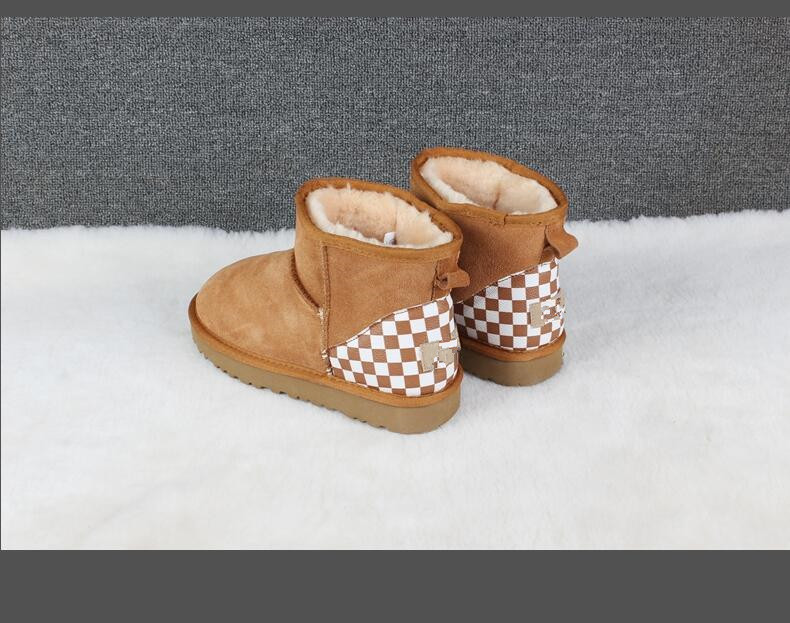 2022 Hot Sell Lau 2 In 1 Free Transshipment Women Boots Snow Boots Warm Boots Fashionable Classic Style 5854 Middle Short Bow
2022 Hot Sell Lau 2 In 1 Free Transshipment Women Boots Snow Boots Warm Boots Fashionable Classic Style 5854 Middle Short Bow