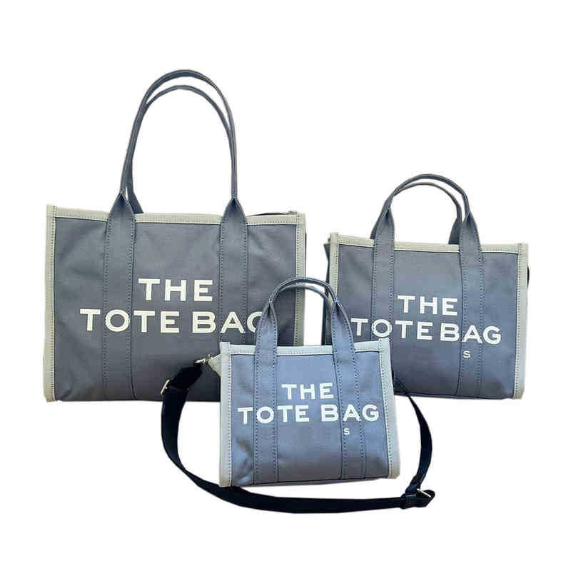 Totes Marc The Tote Bag Designer Handbag Women Fashion Bags Ladies Handbags All-match shopping bags, Marcbag-01 26*22*11cm
Totes Marc The Tote Bag Designer Handbag Women Fashion Bags Ladies Handbags All-match shopping bags, Marcbag-01 26*22*11cm