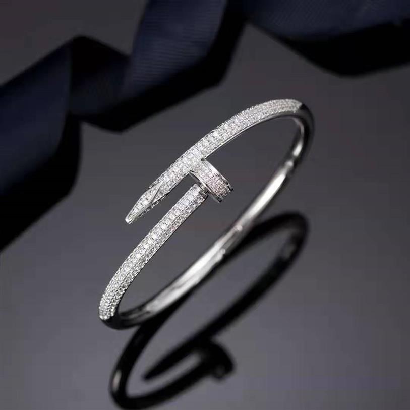 Fashion-cross-border e-commerce Europe and the United states gold-plated classic micro-card home nail bracelet female full diamond329Z
Fashion-cross-border e-commerce Europe and the United states gold-plated classic micro-card home nail bracelet female full diamond329Z