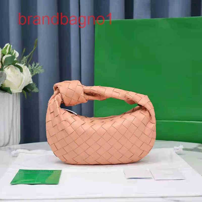 Designer Bottegas Handbags Imported Venetas 2022 Sheepskin Jodie Mini Woven Women's Bag Hand Knotted Designers Bag Crossbody with the logo, New version of wild duck green
Designer Bottegas Handbags Imported Venetas 2022 Sheepskin Jodie Mini Woven Women's Bag Hand Knotted Designers Bag Crossbody with the logo, New version of wild duck green