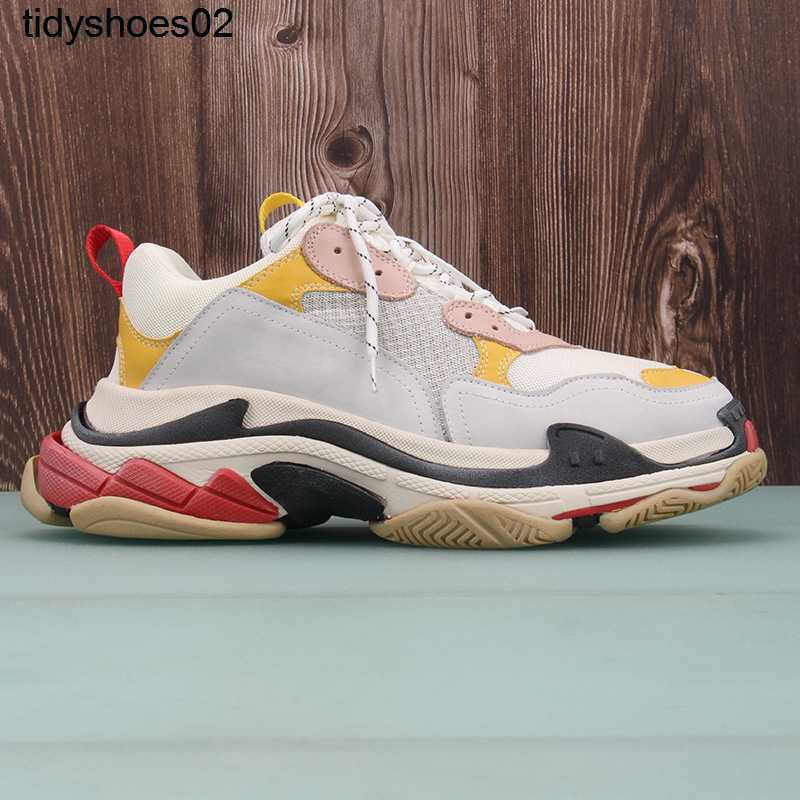 Daddy's shoes ins New style Paris head shallow mouth color contrast medium heel fashionable sports casual shoes, Milky white
Daddy's shoes ins New style Paris head shallow mouth color contrast medium heel fashionable sports casual shoes, Milky white