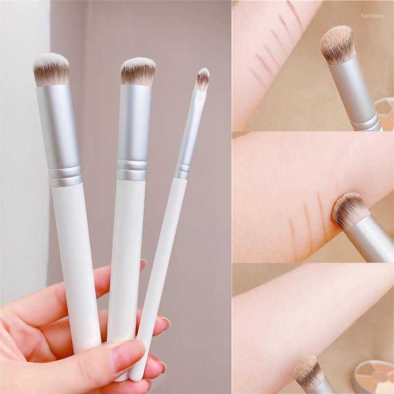 Makeup Brushes 3 Type White Concealer Round Precision Conceal Acne Marks Dark Circles Tongue Tear Ditch Brush Make Up Tools
Makeup Brushes 3 Type White Concealer Round Precision Conceal Acne Marks Dark Circles Tongue Tear Ditch Brush Make Up Tools