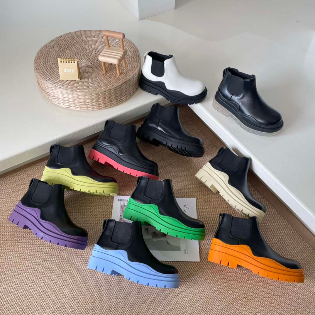 2021 latest Leather Flat Boots Exclusive candy color Comfortable and beautiful short shoes -10 35-41 bags new women, Black
2021 latest Leather Flat Boots Exclusive candy color Comfortable and beautiful short shoes -10 35-41 bags new women, Black