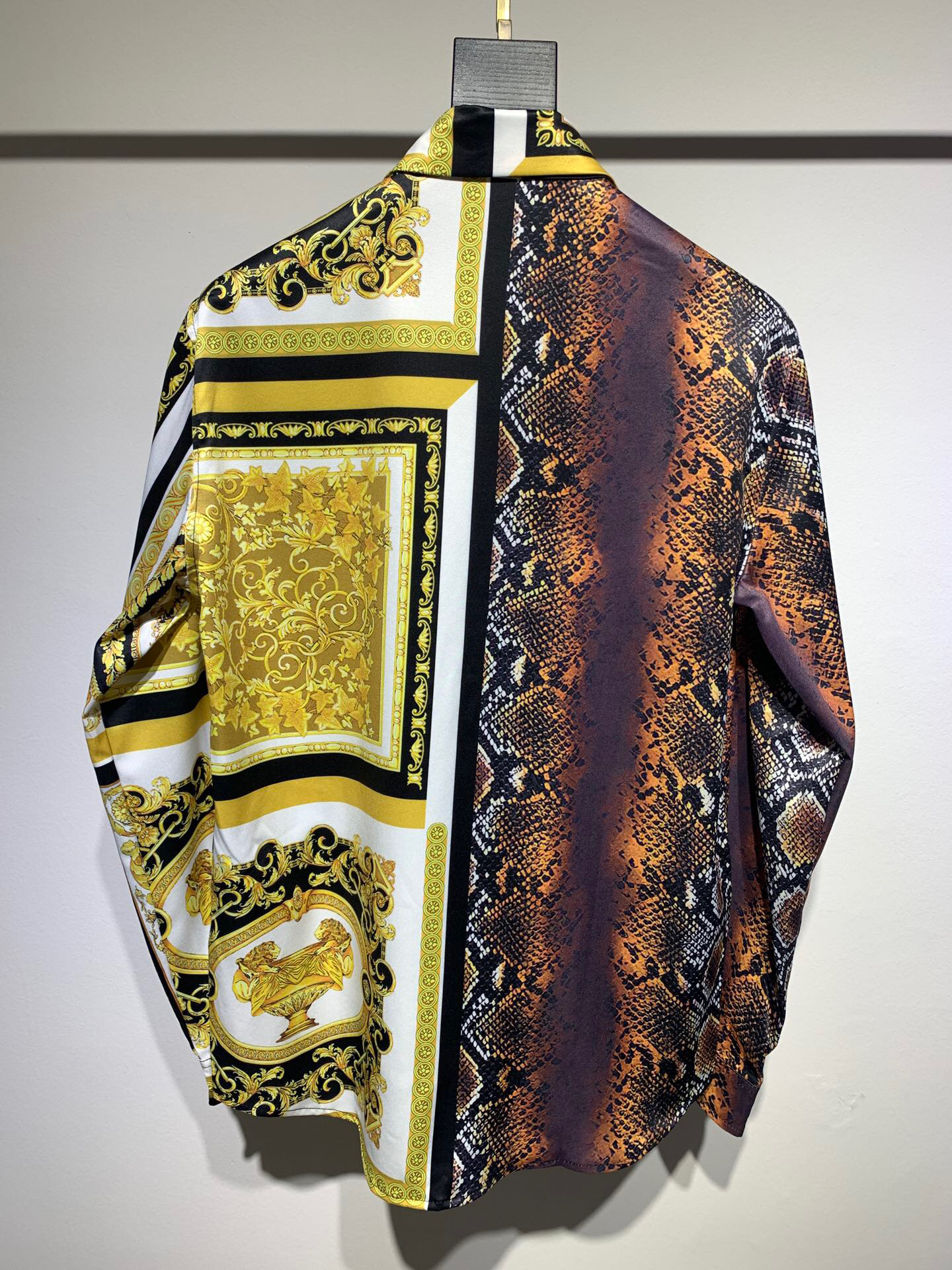 Mens Designer Shirts Brand Clothing Men Long Sleeve Dress Shirt Hip Hop Style Quality Cotton Tops 168073, As picture
Mens Designer Shirts Brand Clothing Men Long Sleeve Dress Shirt Hip Hop Style Quality Cotton Tops 168073, As picture