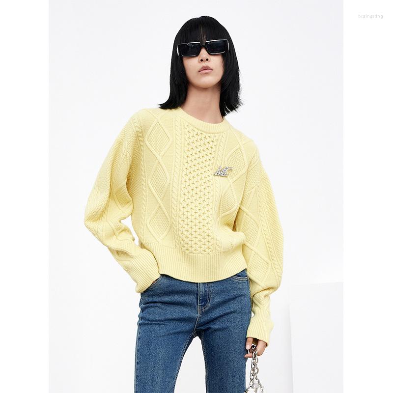 Women' Sweaters Women Sweater 2022 Autumn And Winter Style Brooch Short Cable Pullover Sheep Wool, Light yellow
Women' Sweaters Women Sweater 2022 Autumn And Winter Style Brooch Short Cable Pullover Sheep Wool, Light yellow