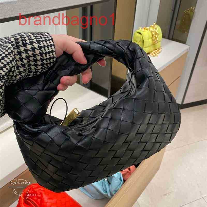 Venetas Bottegas Baodiejia Women's Bag 21 Mini Woven Underarm One Shoulder Hand Knotted RFRP Designers Bag Crossbody with the logo, Sky blue
Venetas Bottegas Baodiejia Women's Bag 21 Mini Woven Underarm One Shoulder Hand Knotted RFRP Designers Bag Crossbody with the logo, Sky blue