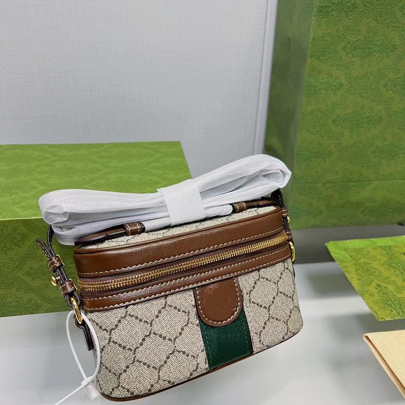 Designer Camera Bag Women Shoulder Bags Retro Style Purse Box Handbag Lady Cosmetic Purses Canvas Pouch Fashion Wallet two colors, C1
Designer Camera Bag Women Shoulder Bags Retro Style Purse Box Handbag Lady Cosmetic Purses Canvas Pouch Fashion Wallet two colors, C1