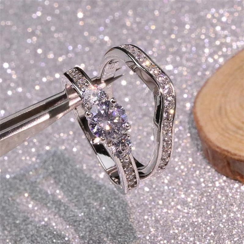 Wedding Rings Fashion Luxury Geometric Irregular Inlaid Zircon Couple Ring Men And Women Simple Trend All-match Engagement Jewelry
Wedding Rings Fashion Luxury Geometric Irregular Inlaid Zircon Couple Ring Men And Women Simple Trend All-match Engagement Jewelry
