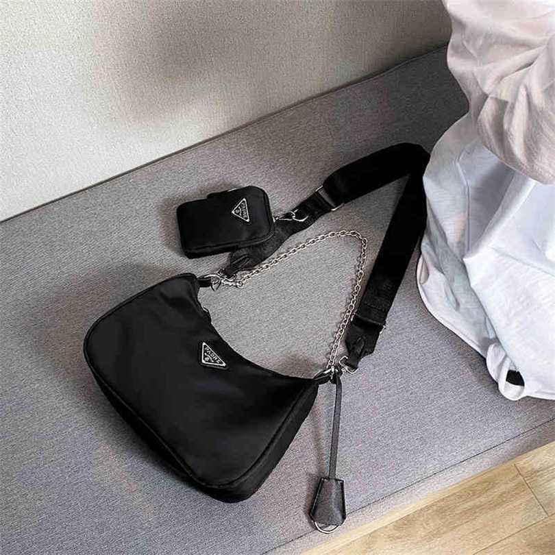 70% OFF 2023 Designer bag in one armpit broadband foreign style Single Messenger, Black 
70% OFF 2023 Designer bag in one armpit broadband foreign style Single Messenger, Black