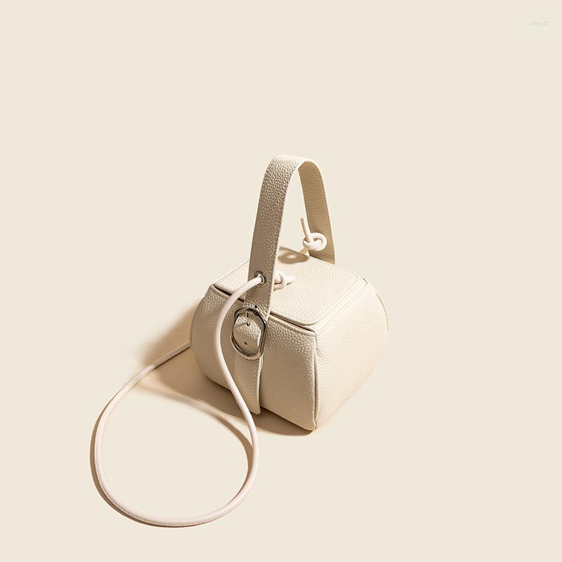 Evening Bags 2022 High-end Mini Rice Box Bag Single Shoulder Cross-slung Small Designer Square Genuine Leather Handbags For Women, White
Evening Bags 2022 High-end Mini Rice Box Bag Single Shoulder Cross-slung Small Designer Square Genuine Leather Handbags For Women, White