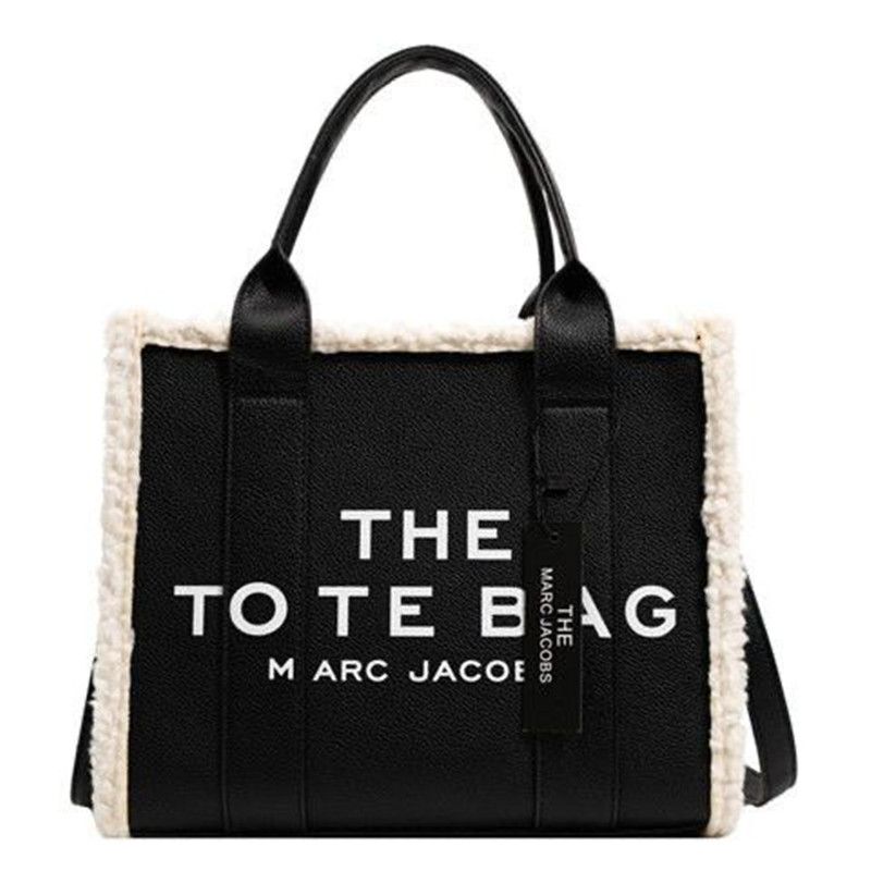 PVC Clear Large Branded The Tote Bag Designer Casual Tote Mesh Shoulder Purses Jelly Transparent Women Hand Bag Clutch Women Bag, White
PVC Clear Large Branded The Tote Bag Designer Casual Tote Mesh Shoulder Purses Jelly Transparent Women Hand Bag Clutch Women Bag, White